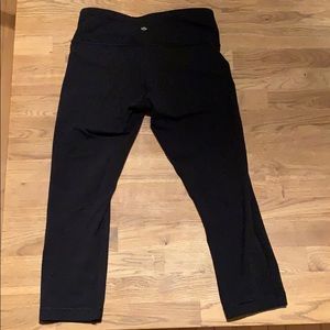 LuluLemon Black Capri Yoga Pants